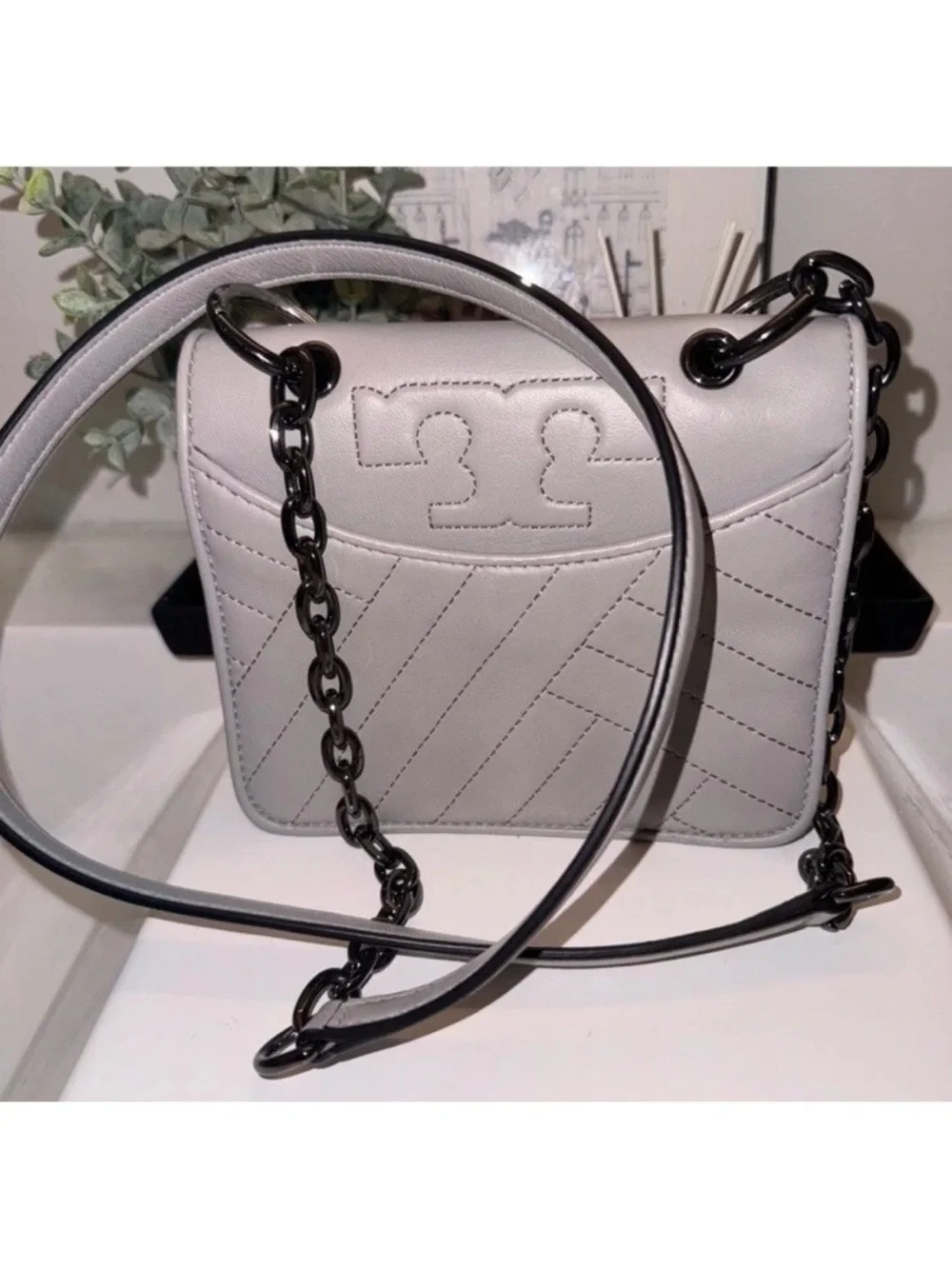Tory Burch clean color